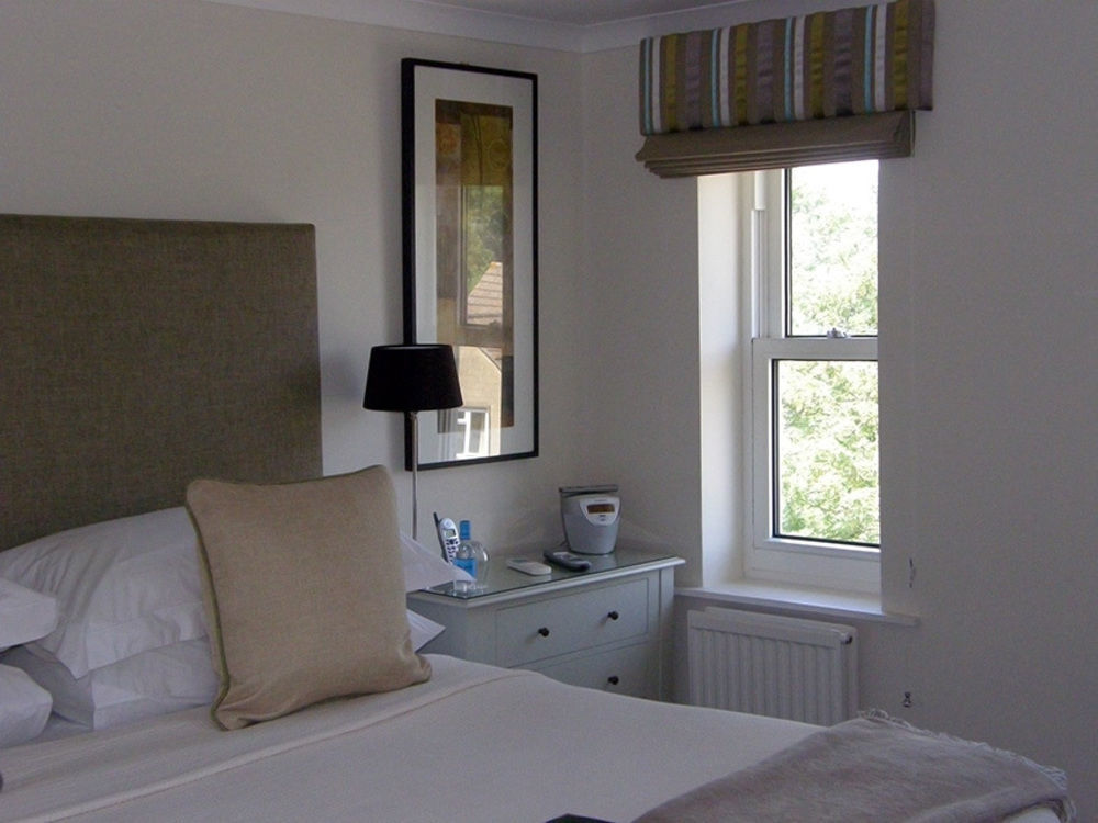 Leighton House - Boutique Guesthouse Bath Exterior foto A room at the hotel